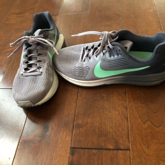 Nike Air Zoom Structure 21 - Picture 2 of 7